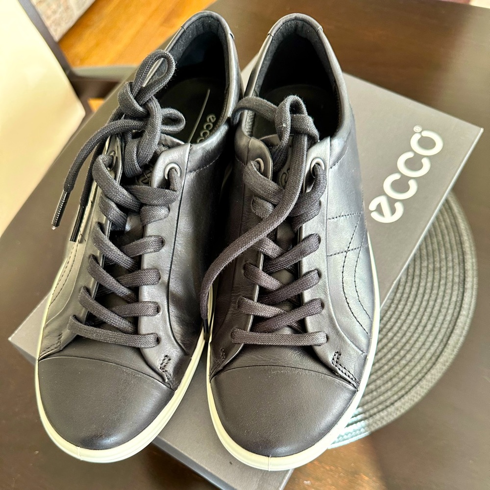 NWT ECCO Soft Leather Sneakers, EURO size 38, US size 7-7.5, Black, Never Worn